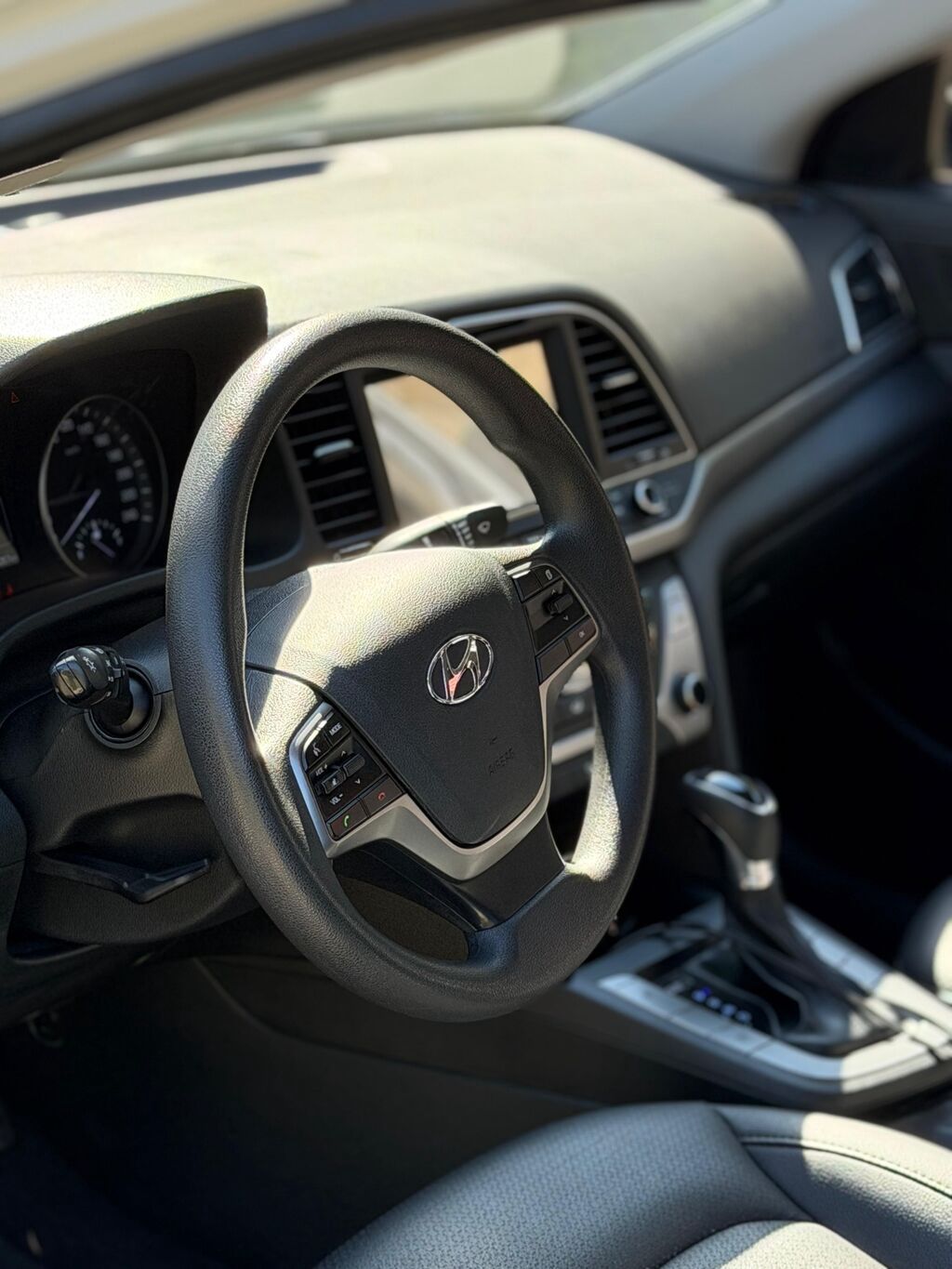 Hyundai Elantra: 1.6 l | 2018 il Sedan — Avtomobillər, Xırdalan (8)