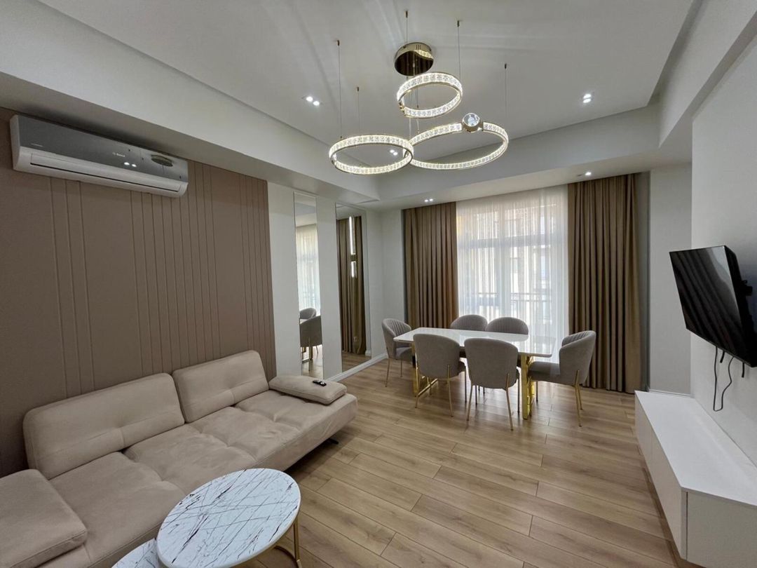 İcarəyə verilir 3 otaqlı yeni tikili 140 m² — Mənzil, Bakı (7)