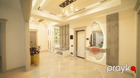 Satılır 3 otaqlı yeni tikili 143 m²