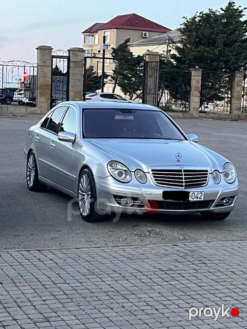 Mercedes E 200, 1.8 L, 2005 il, 283 000 km