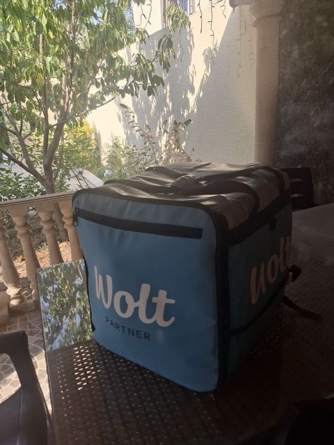 Wolt Partner termo çatdırılma çantası - Rəng: açıq mavi, “Wolt
