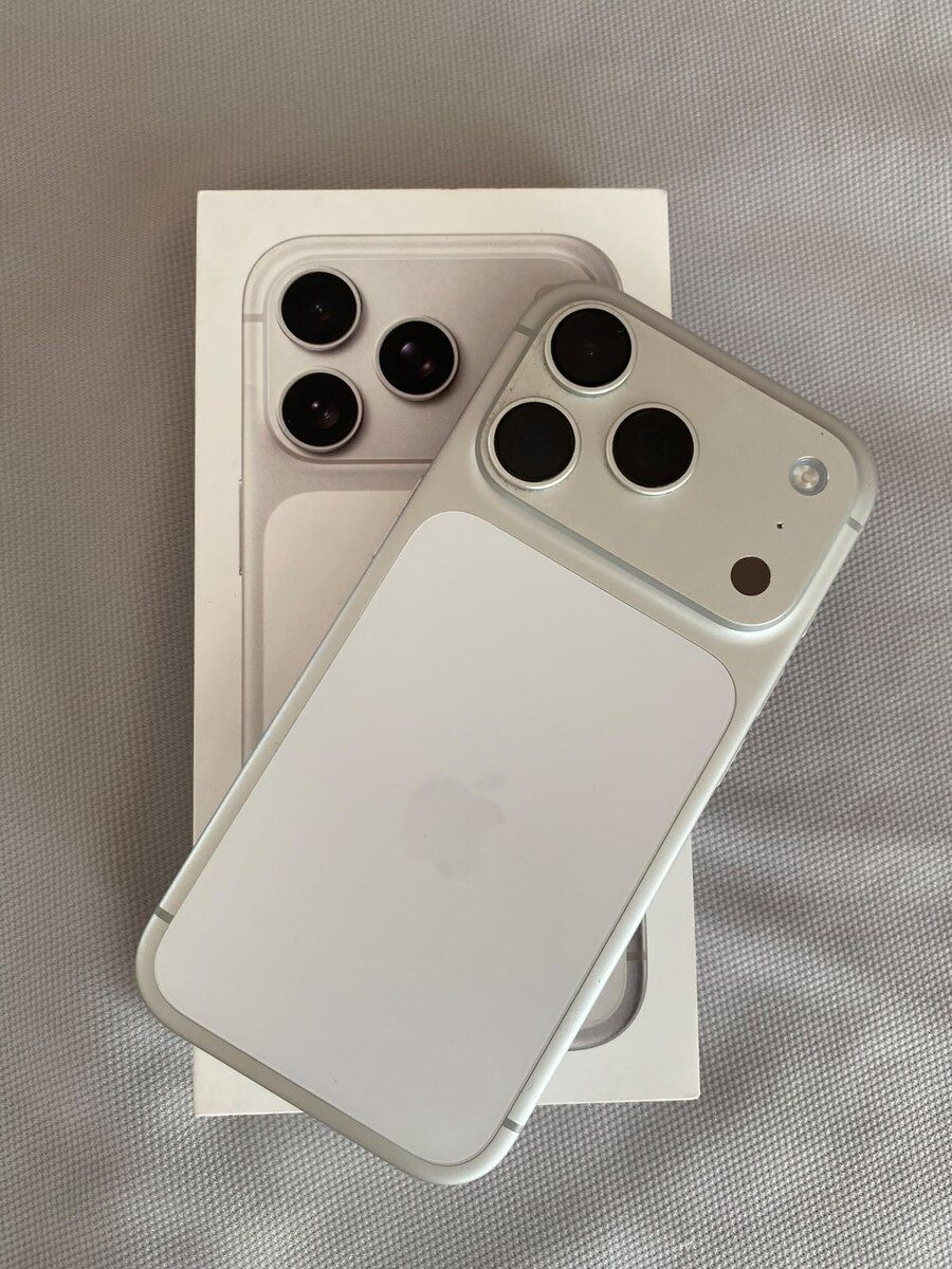 Apple iPhone 17 Pro Silver 256GB/12GB — Telefonlar və qadjetlər, Bakı