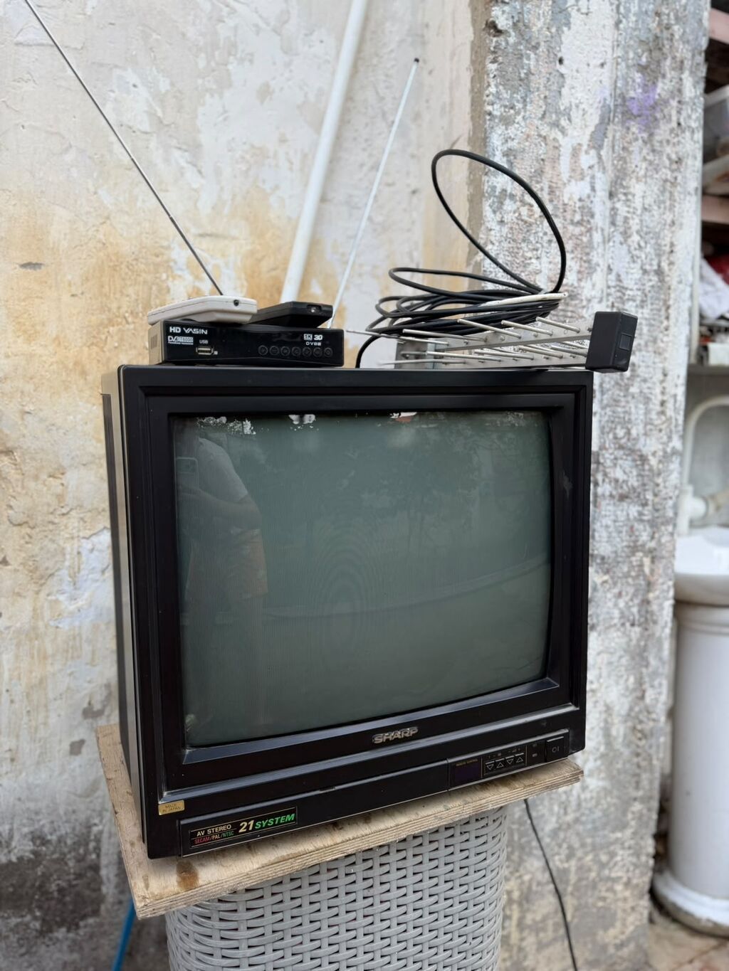 Sharp kineskop televizor + rəqəmsal tuner və antena seti - — Televizorlar, Digah (2)