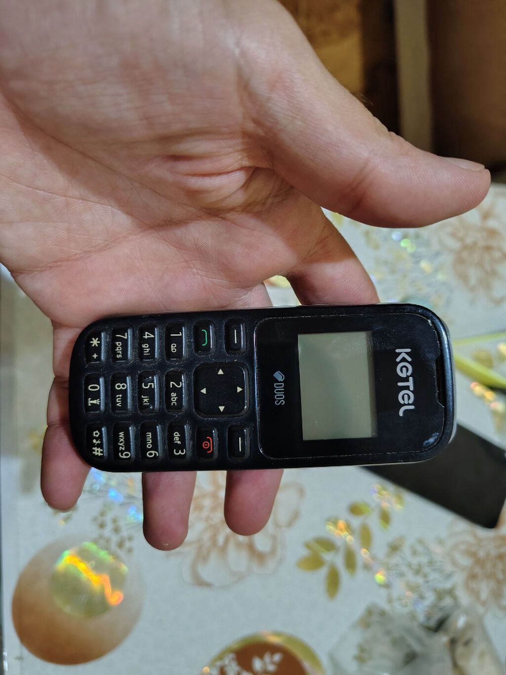 - Model: Realfone 6303 (qutusu ilə) - Şəbəkə: Dual SIM - Ekran: rəngli — Düymə telefonları, Bakı (7)