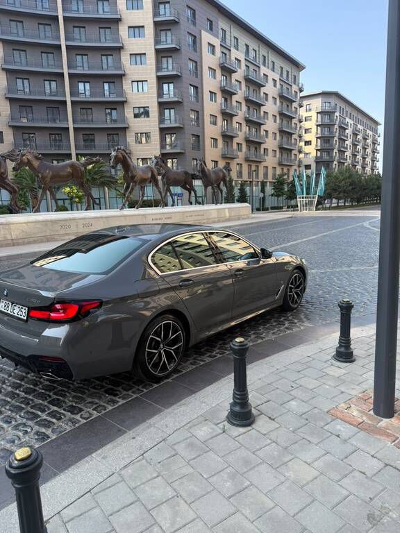 BMW 530e, 2.0 L, 12 kWh, 2021 il, 111 000 km — Avtomobillər, Bakı (4)