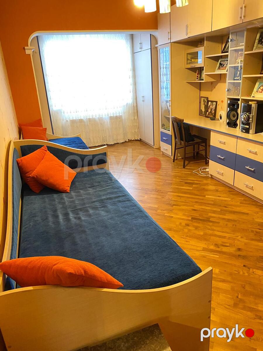 Satılır 4 otaqlı köhnə tikili 115 m² — Mənzil, Bakı (7)