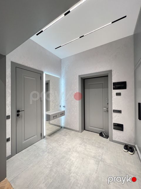 Satılır 2 otaqlı yeni tikili 68 m²