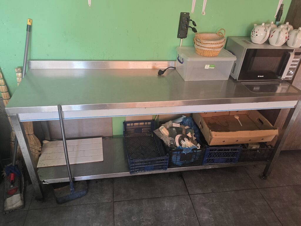 *SEVA XİRDALAN* Nerj masa satılır. Ölçü 60×2m 4ədədir. 1ədədi 250 — Mallar, Bakı