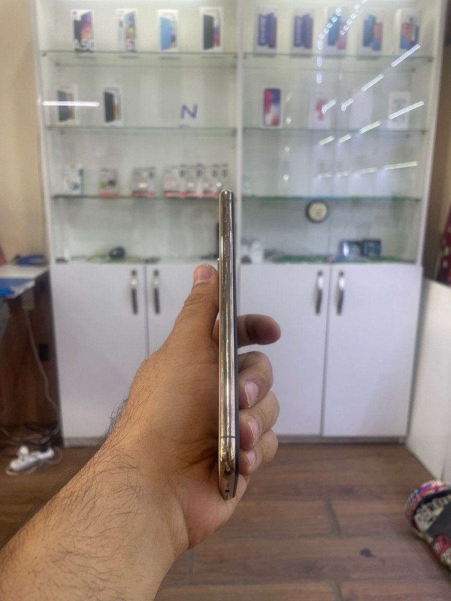 Apple iPhone XS Max Gold 64GB/4GB — Mallar, Bakı (4)