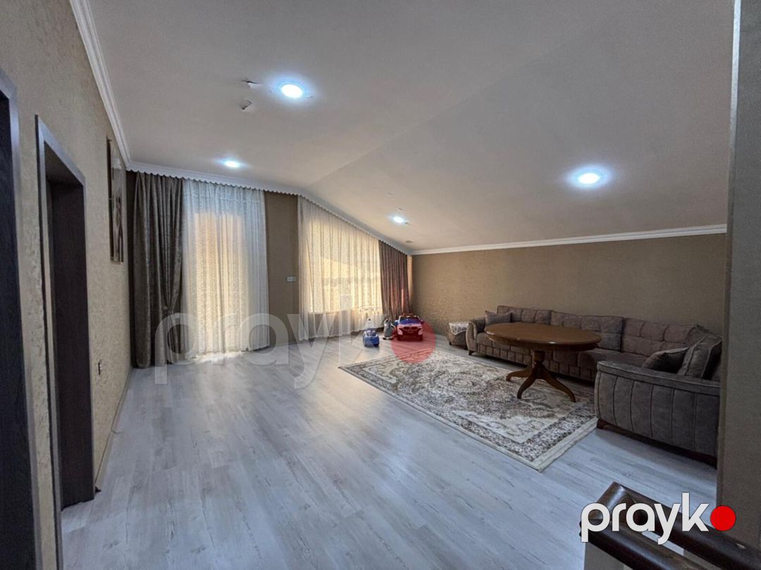 Satılır 6 otaqlı həyət evi/bağ evi 240 m² — Ev, villa, Bakı (2)