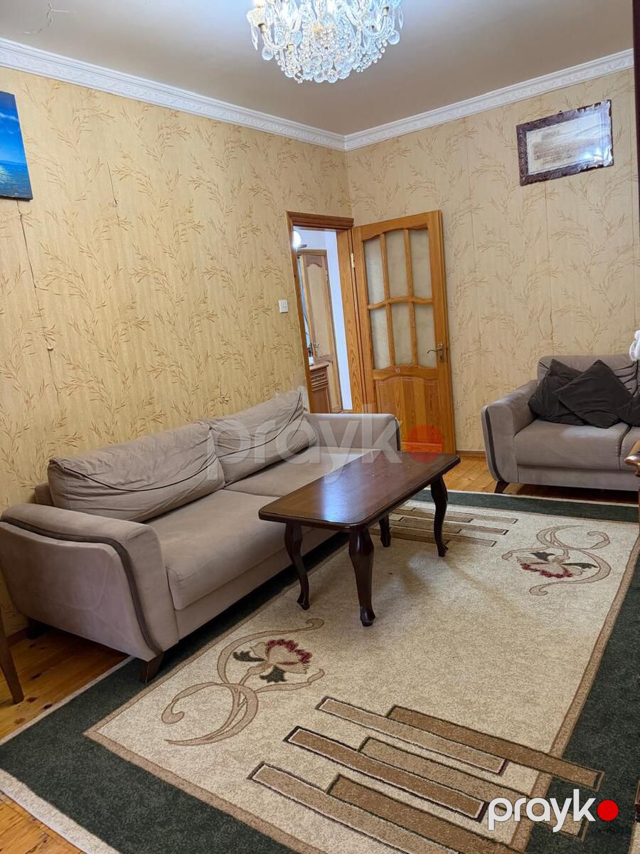 Satılır 2 otaqlı köhnə tikili 60 m² — Mənzil, Bakı (2)