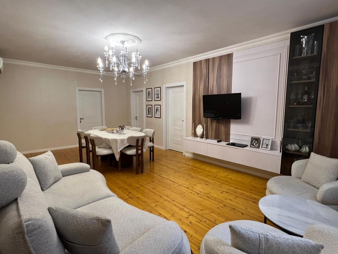 Satılır 5 otaqlı həyət evi/bağ evi 145 m² — Ev, villa, Bakı (2)
