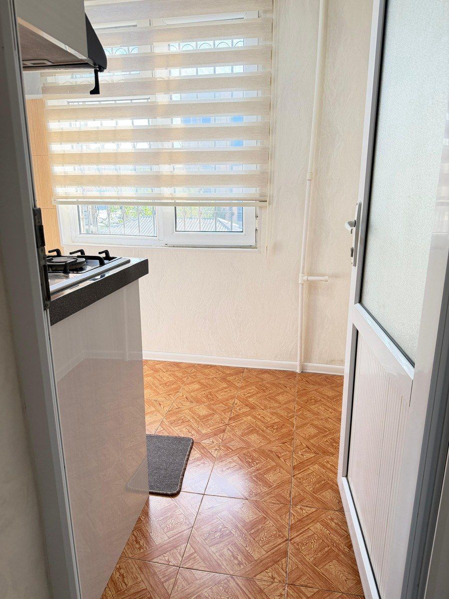 Satılır 2 otaqlı köhnə tikili 58 m² — Mənzil, Bakı (9)