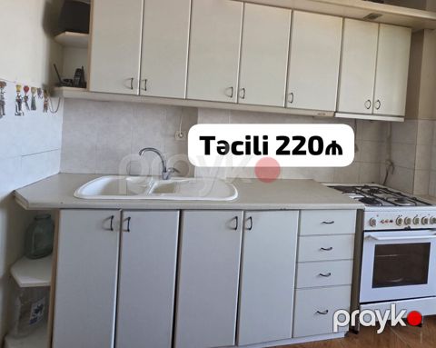 Mətbəx mebeli satılır 220₼. Ölçü 2.70. Üzərində qaz qaz aspirator
