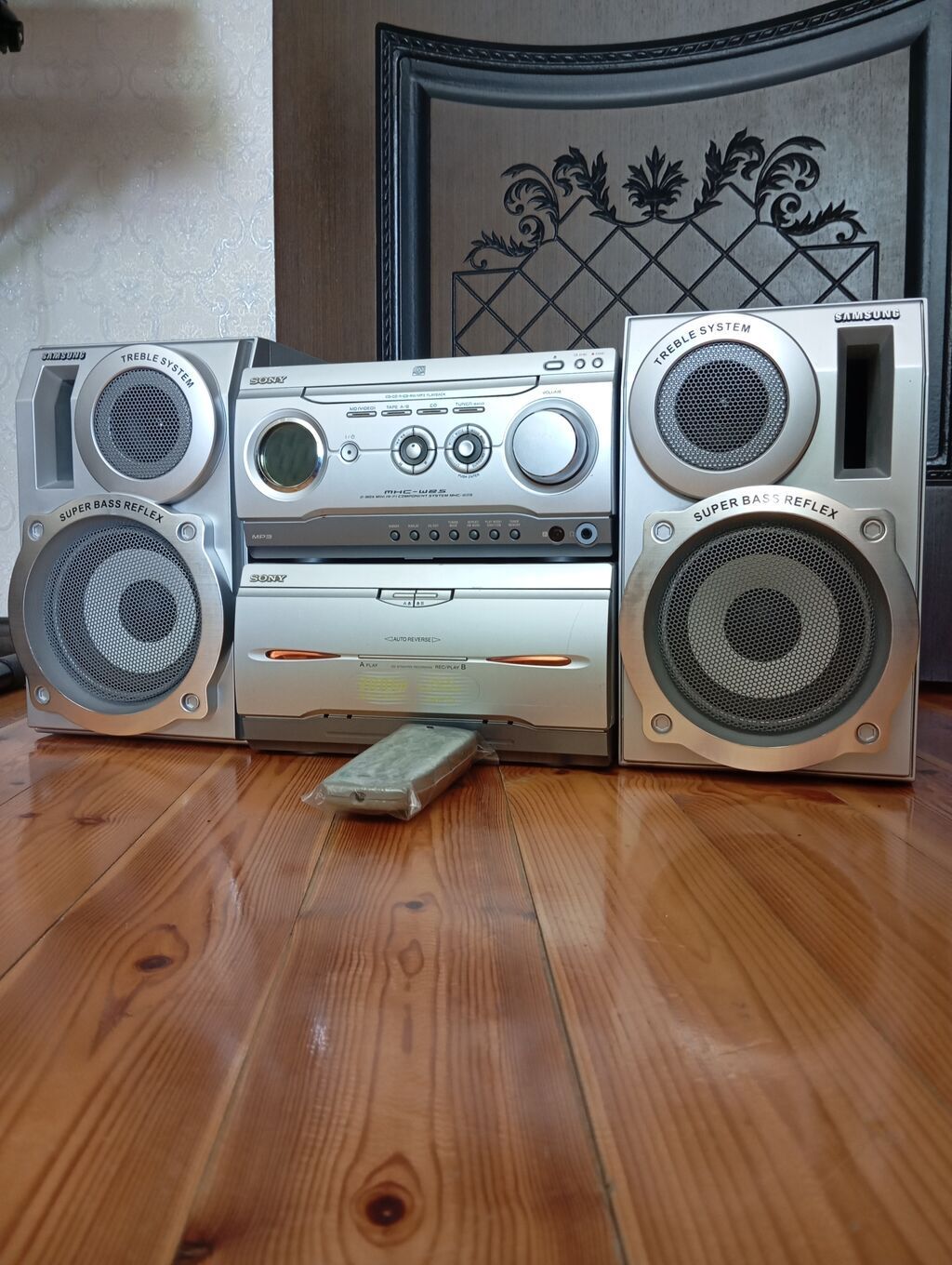 Sony mini Hi‑Fi sistem – model HCD‑WZ5 (kompakt disk tuner + — Elektronika, Digah (2)