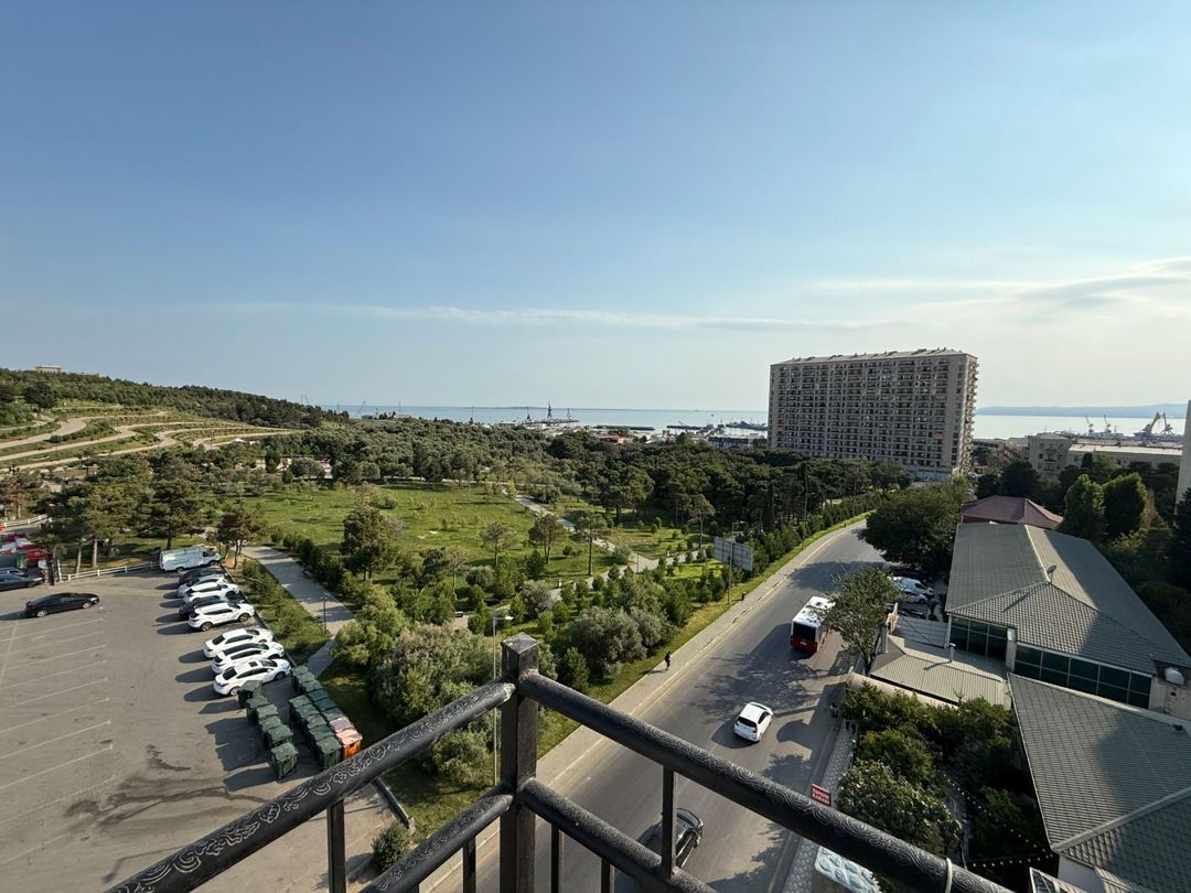 Satılır 4 otaqlı yeni tikili 131 m² — Mənzil, Bakı (6)