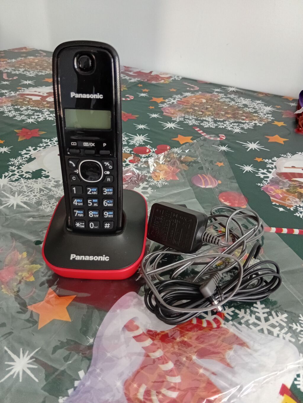 Panasonic simsiz ev telefonu + baza stansiyası - Rəng: qara ön panel — Elektronika, Bakı