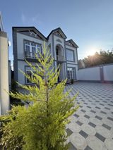 Satılır 5 otaqlı həyət evi/bağ evi 250 m² — Nuray Xanim