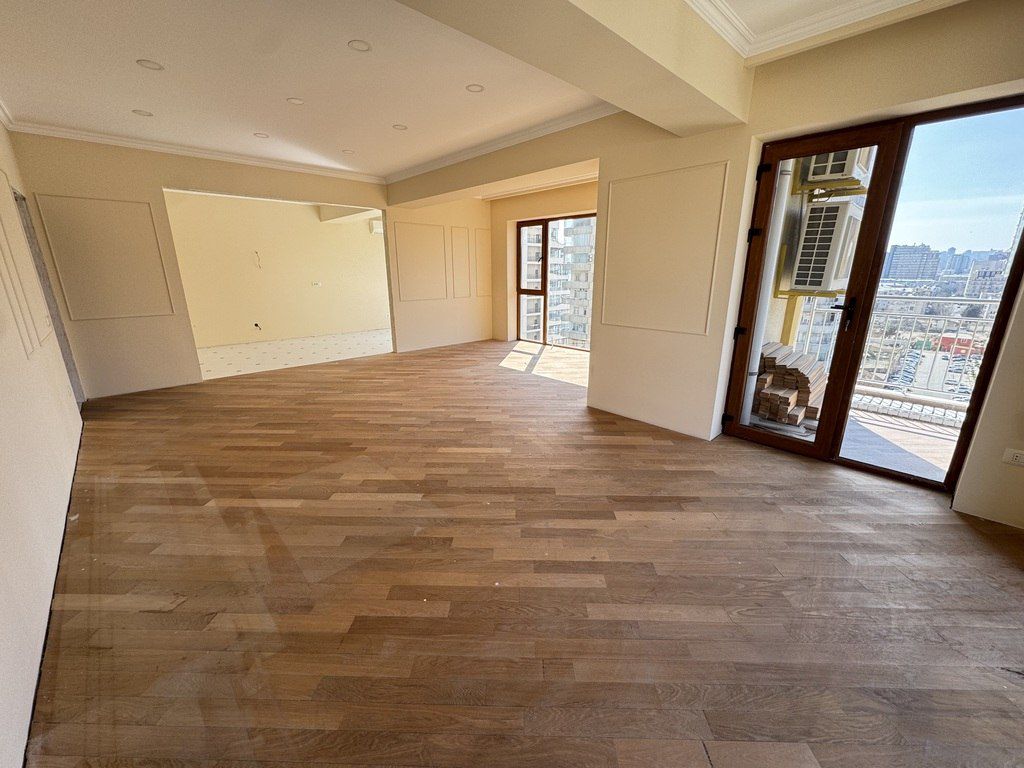 Satılır 4 otaqlı yeni tikili 185 m² — Mənzil, Bakı (3)