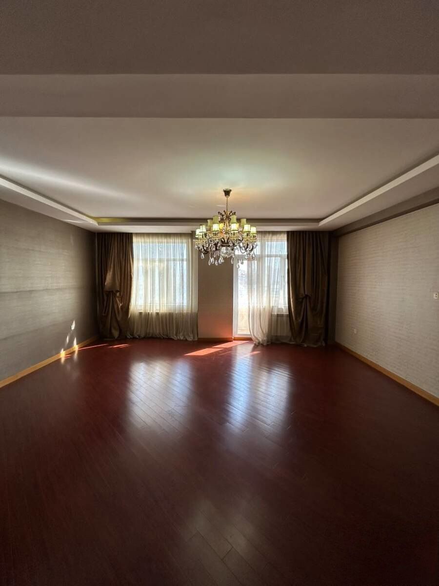 3-otaqlı yeni tikili, Koroğlu Rəhimov küç., 130 m² — Daşınmaz əmlak, Bakı (2)
