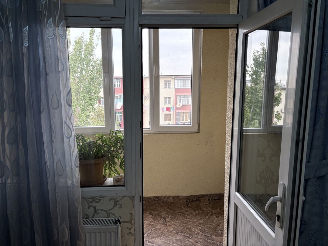 Satılır 3 otaqlı köhnə tikili 75 m² — Mənzil, Bakı (2)