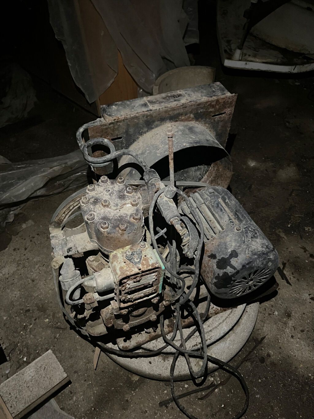 Soduyucu xolodelnik kompressorlari, biri tezedir (orta razmer olan) — Digər, Bakı (8)