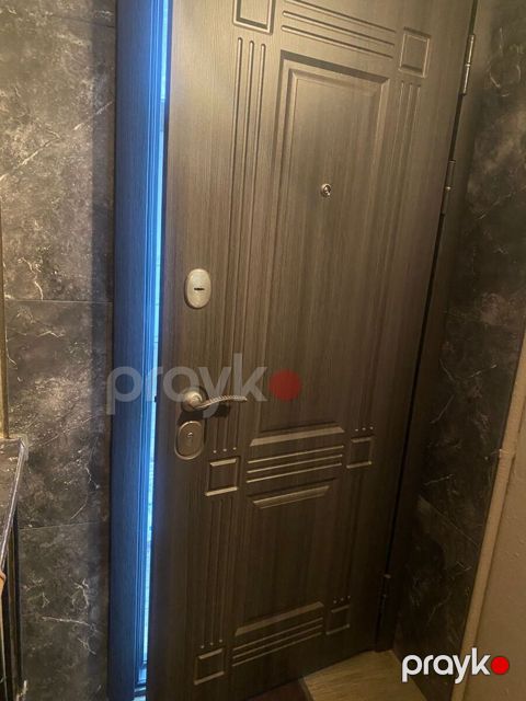 Satılır 3 otaqlı köhnə tikili 75 m²