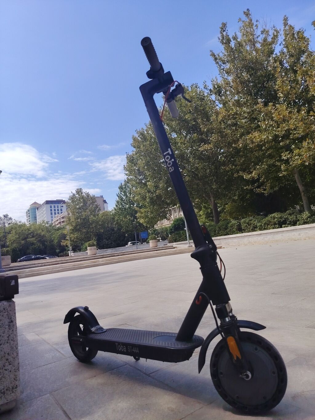 Elektrikli skuter – Toba ST-444, max sürət 40 km/saat, 3 rejimdə işləyir