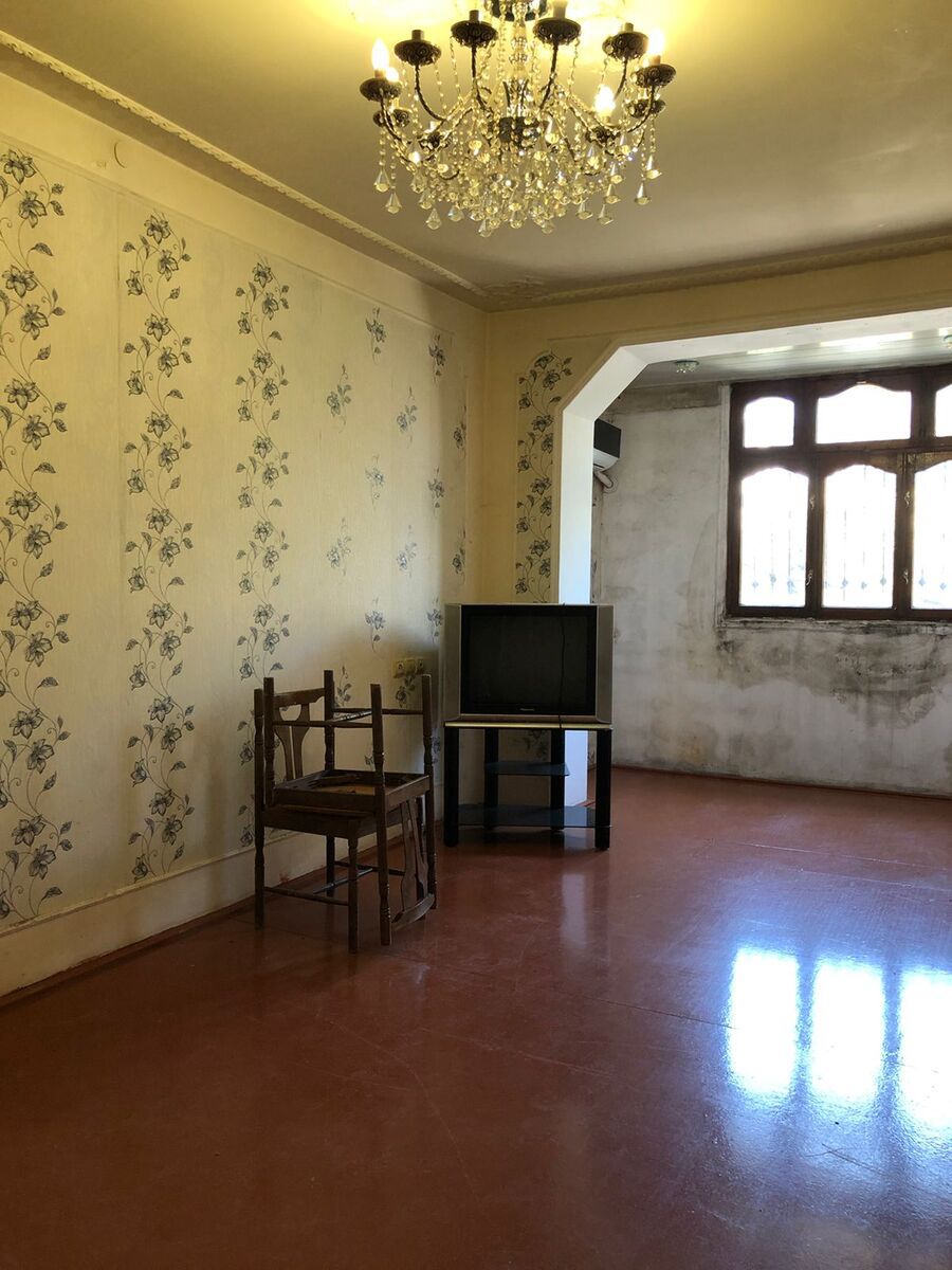 Satılır 3 otaqlı köhnə tikili 75 m² — Mənzil, Bakı (7)