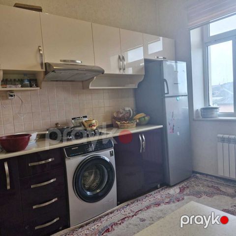 Satılır 2 otaqlı köhnə tikili 54 m²