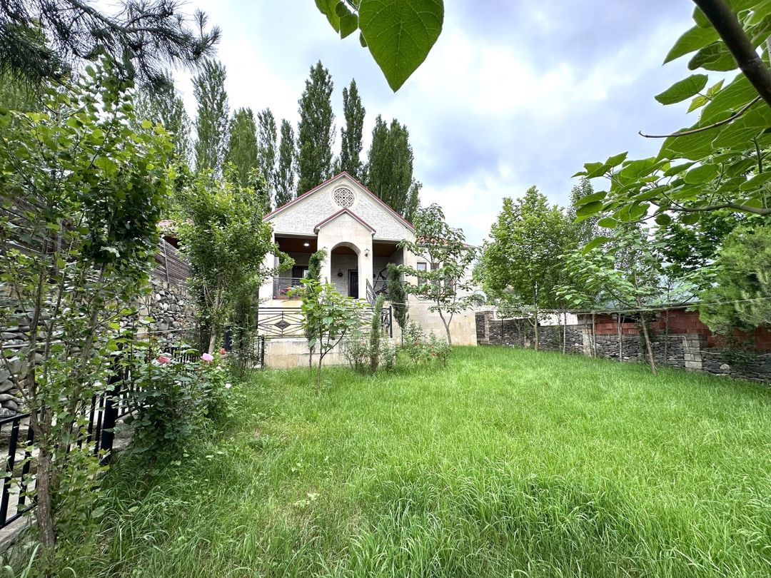 Bağ evi kirayə verilir, Quba r. — Daşınmaz əmlak, Quba