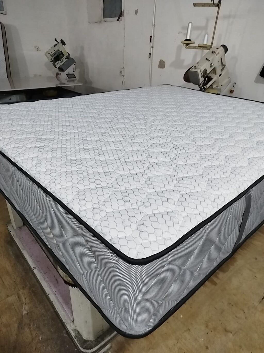 Ortopedik yaylı döşək - Tip: ortopedik yay sistemi ilə istehsal — Matraslar, Bakı (4)