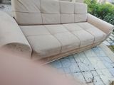 Bej rəngli divan – 3 nəfərlik - Yumşaq mikrofiber/parça üzlük, kvadrat — Mebel
