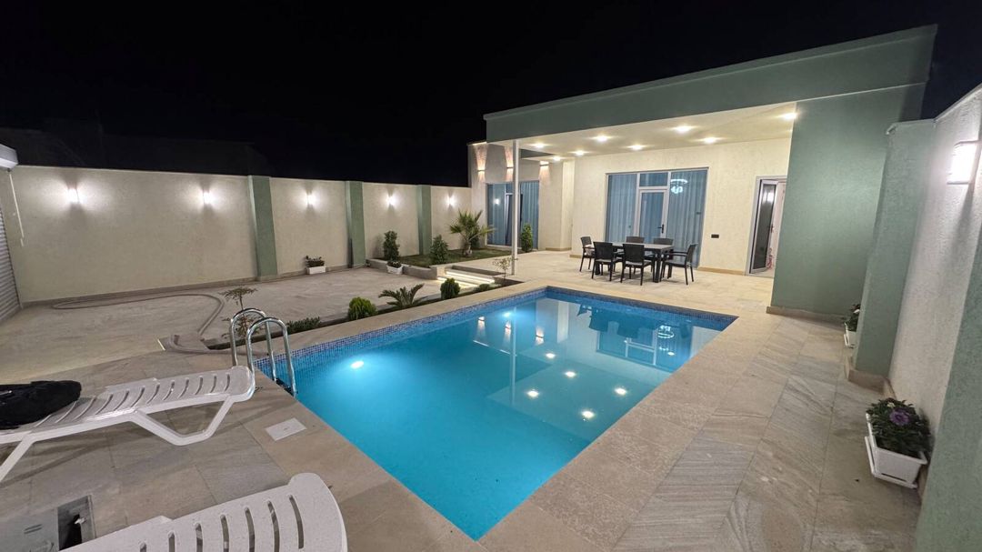 Satılır 4 otaqlı həyət evi/bağ evi 156 m² — Ev, villa, Bakı (2)