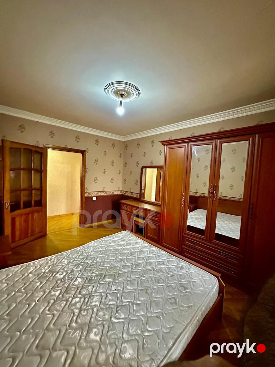 Satılır 2 otaqlı köhnə tikili 70 m² — Mənzil, Bakı (7)