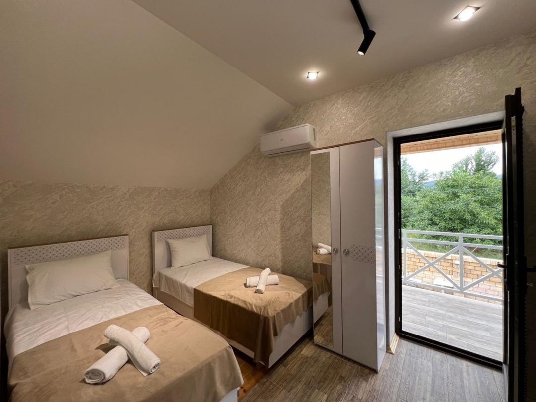 İcarəyə verilir 5 otaqlı həyət evi/bağ evi 240 m² — Ev, villa, Qəbələ (8)