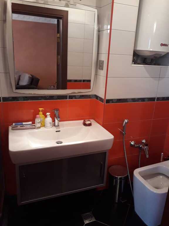 İcarəyə verilir 2 otaqlı köhnə tikili 56 m² — Mənzil, Bakı (11)