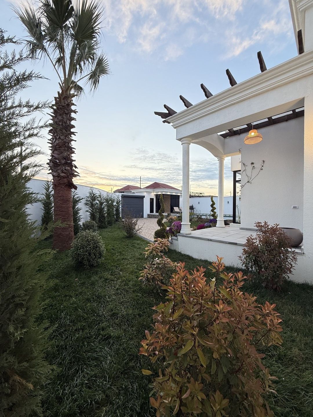 Satılır 4 otaqlı həyət evi/bağ evi 200 m² — Ev, villa, Bakı (11)