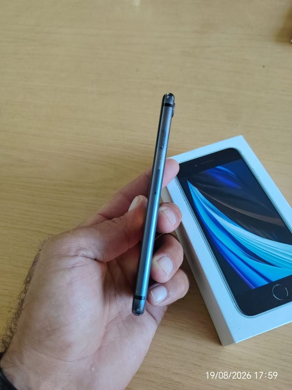 IPhone SE 2020, Qara, Barmaq izi — Apple iPhone, Bakı (4)