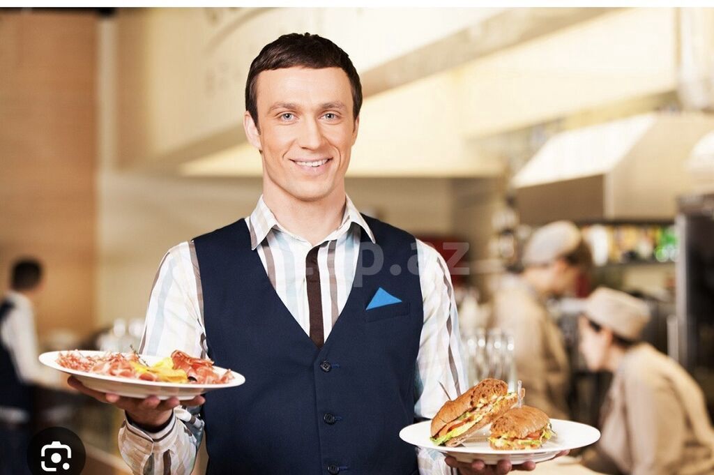 Ofisiant tələb olunur, Restoran, İstənilən yaş — İş, Bakı (2)
