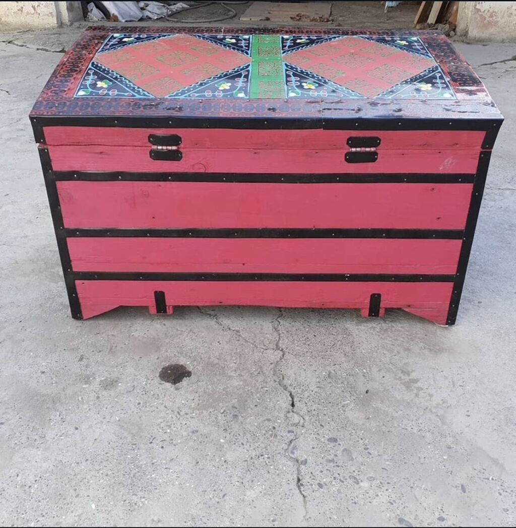 Taxta əl işı – naxışlı sandıq - Material: massiv taxta, əl ilə — Mallar, Xaçmaz (7)