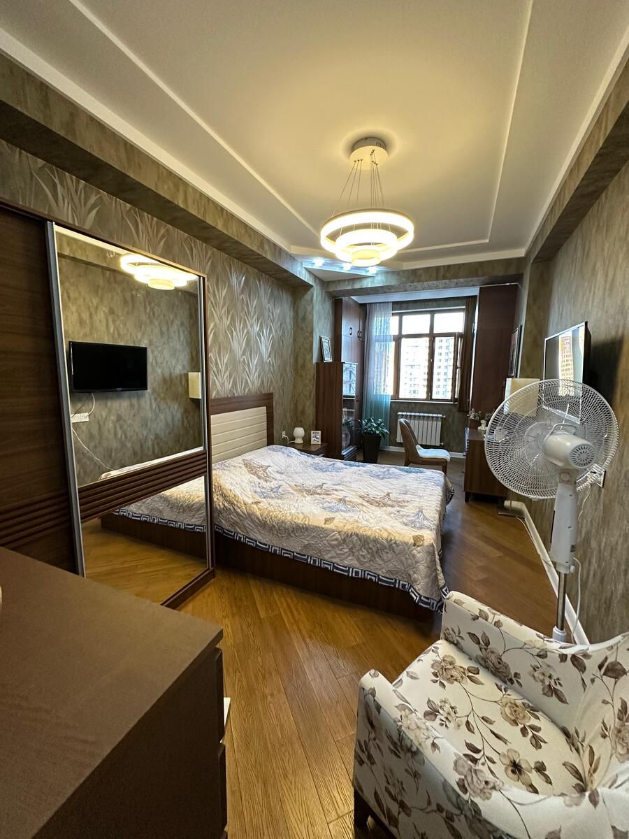 Satılır 2 otaqlı yeni tikili 75 m² — Mənzil, Bakı (4)