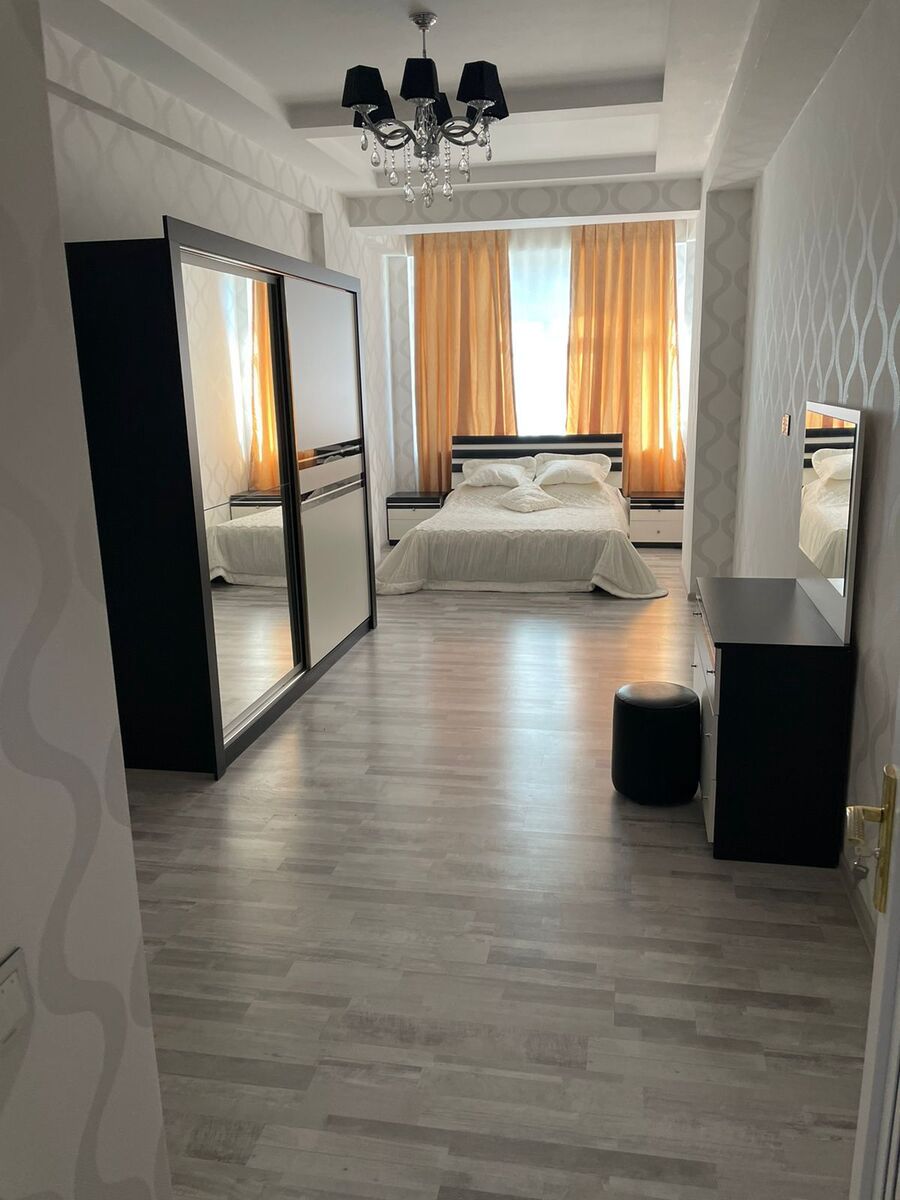 İcarəyə verilir 4 otaqlı yeni tikili 190 m² — Mənzil, Bakı (6)