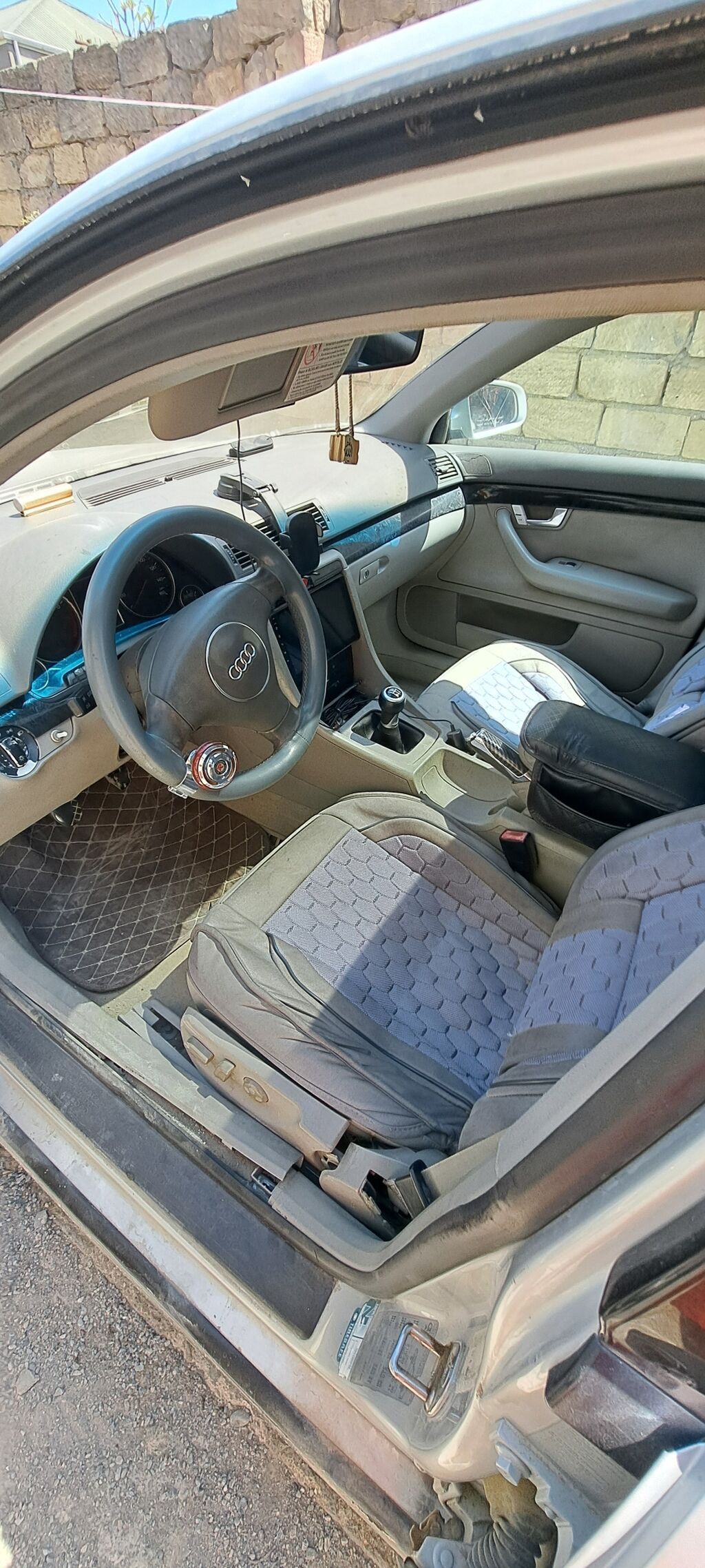 Audi A4 sedan - Kuzov: gümüşü rəng, 4 qapı, ikiqat çıxışlı egzoz - — Avtomobillər, Bakı (3)