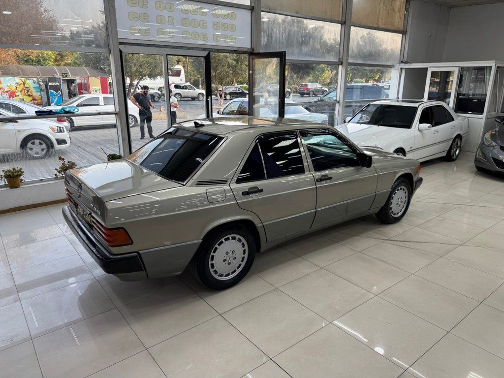 Mercedes 190, 2.0 L, 1990 il, 327 000 km — Avtomobillər, Sumqayıt (11)