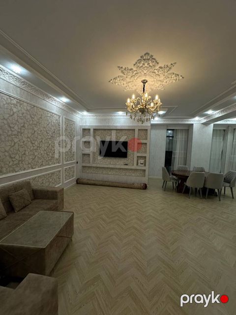 Satılır 3 otaqlı yeni tikili 140 m² — Bakı