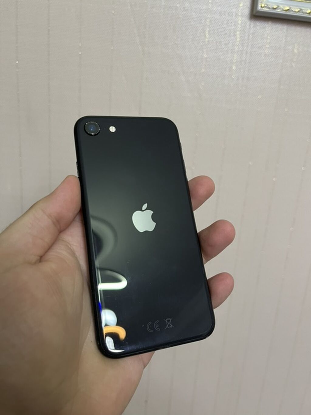 IPhone SE 2020, 128 GB, Qara, Simsiz şarj