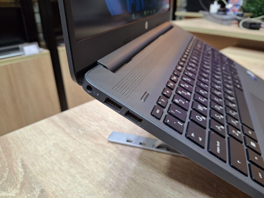 Noutbuk HP i5 1235U 8gb Ram 512 gb ssd — Noutbuklar, Bakı (7)
