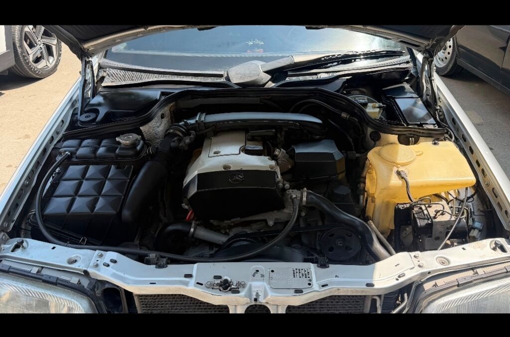 Mercedes-Benz C-Class (W202) sedan – gümüş rəng - Kuzov: 4 qapılı — Avtomobillər, Gəncə (8)