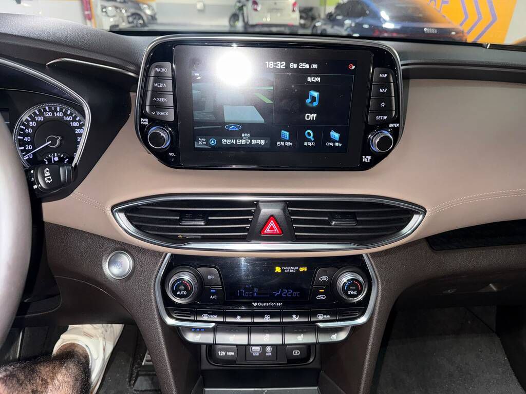 Hyundai Santa Fe, 2.0 L, 2018 il, 152 665 km — Avtomobillər (8)